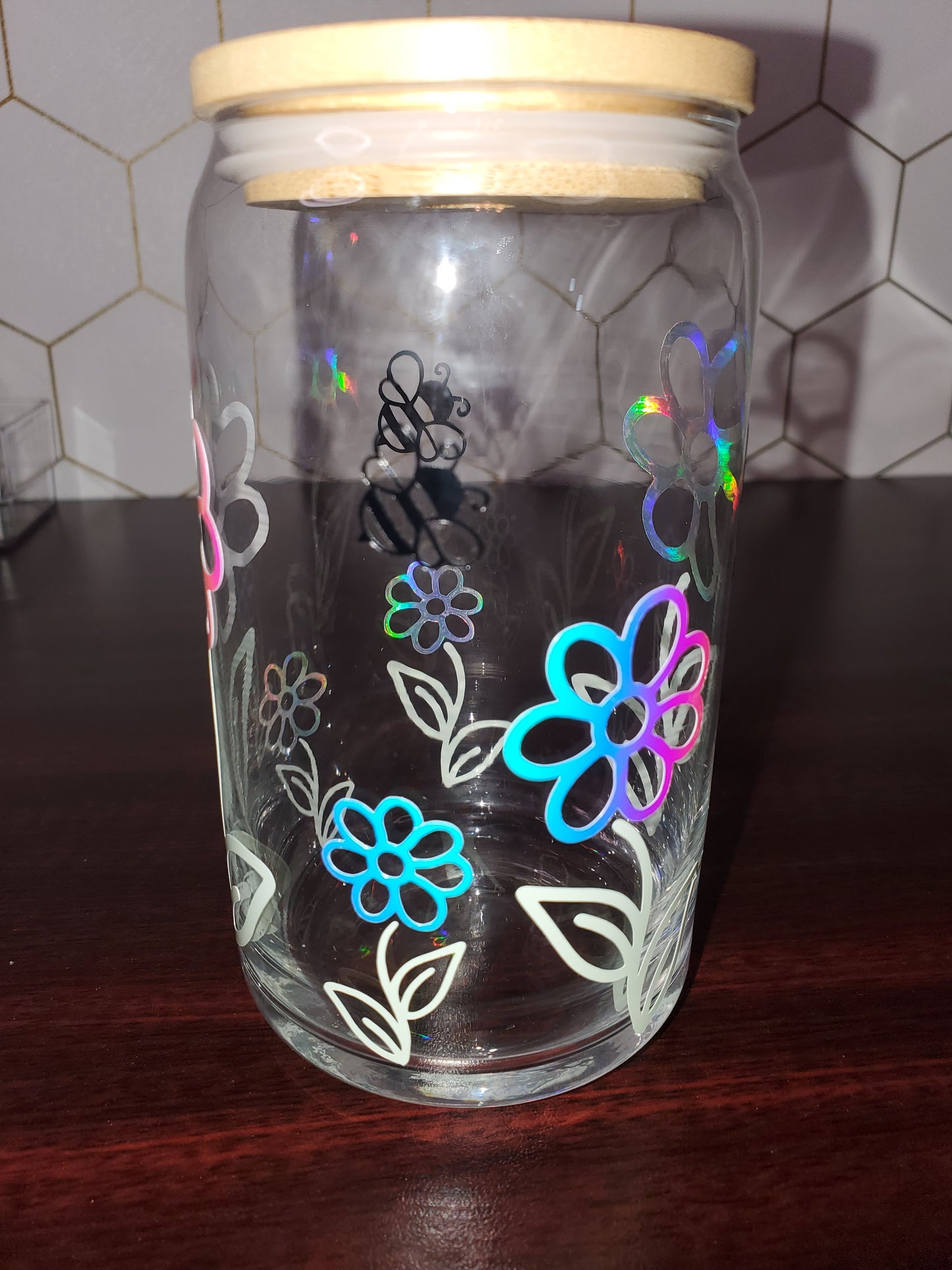 Friendly Bees Holographic Flowers 16oz Glass Can with Bamboo Lid & Straw