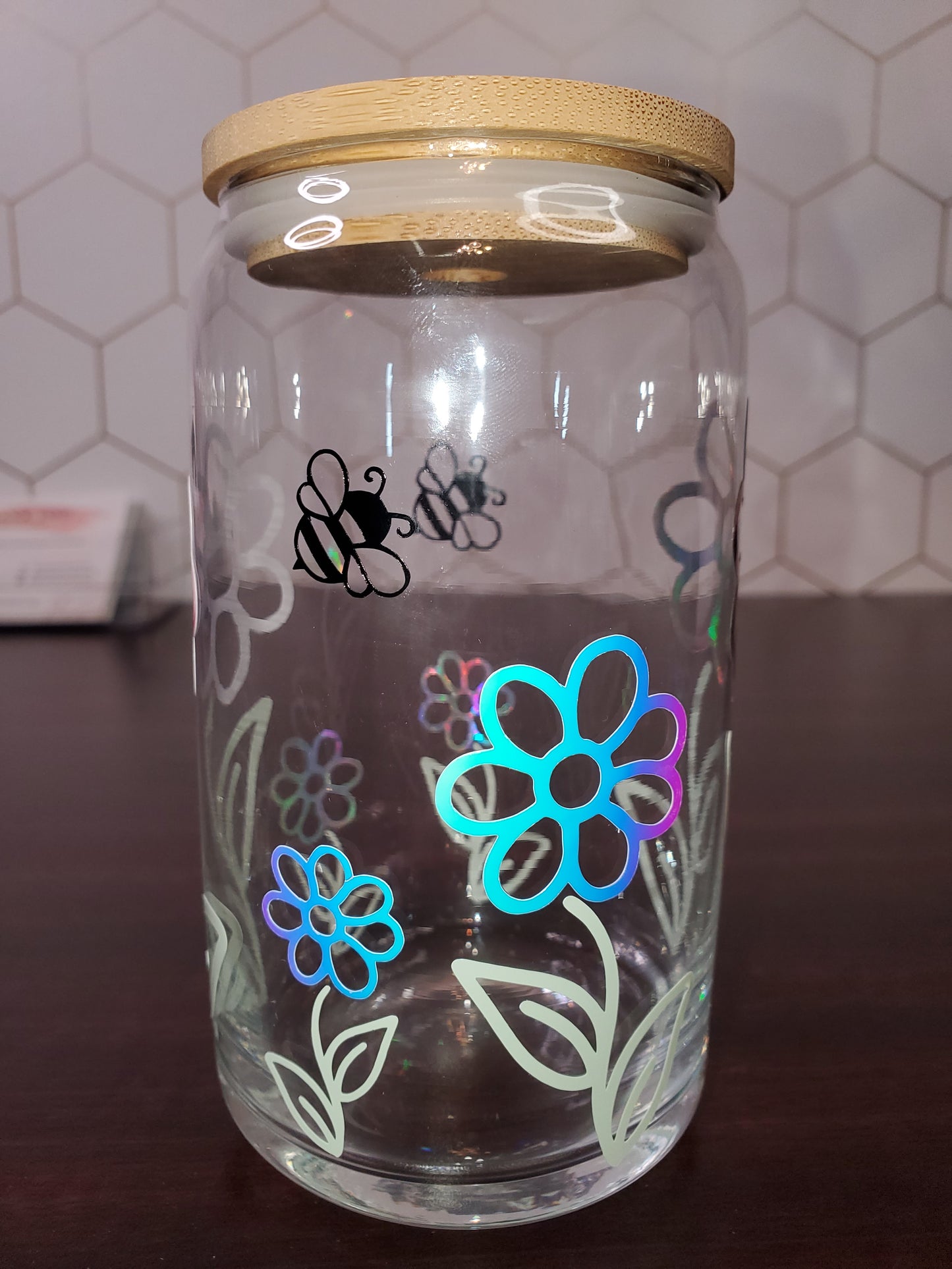 Friendly Bees Holographic Flowers 16oz Glass Can with Bamboo Lid & Straw