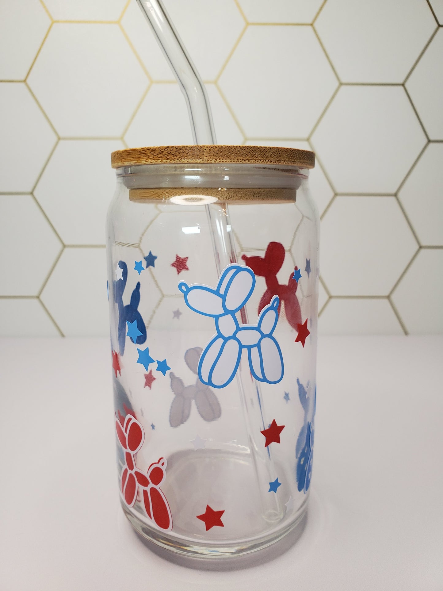 16oz Patriotic Balloon Dogs Glass Can with Bamboo Lid & Straw