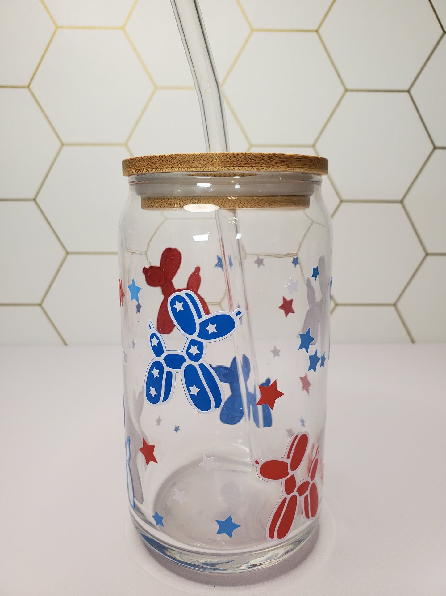 16oz Patriotic Balloon Dogs Glass Can with Bamboo Lid & Straw